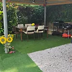 Appartement De Au 1er Etage 45m2 Antibes