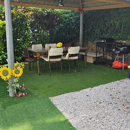 Daire De Au 1er Etage 45m2 Antibes