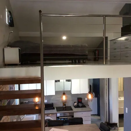 Apartment De Au 1er Etage 45m2 *