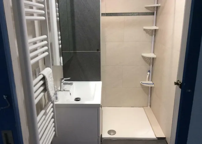 De Au 1er Etage 45m2 Lägenhet Antibes